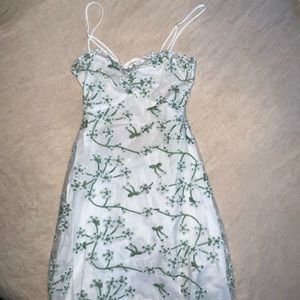NWT - 12th Tribe - CROATIAN COAST WHITE FLORAL MINI DRESS - size small